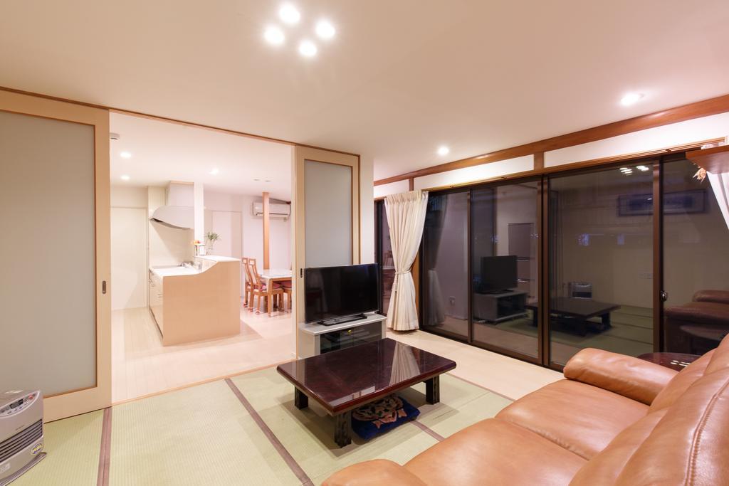 Kanazawa Seiren Le Lotus Bleu Exterior photo