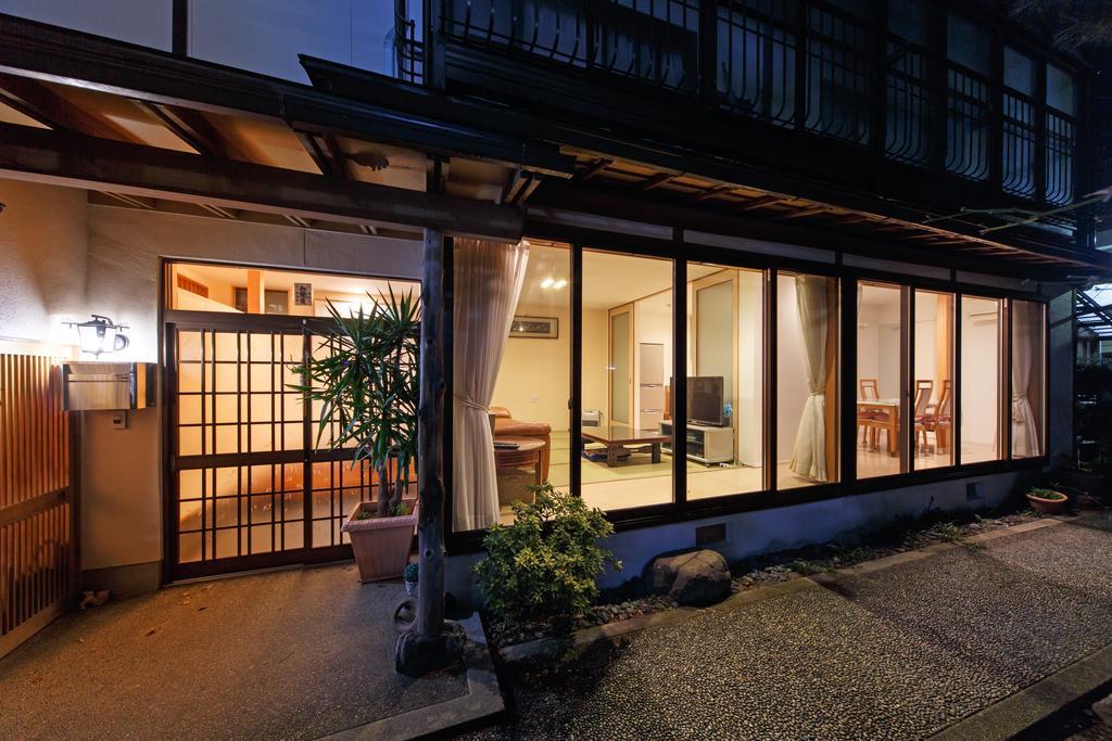 Kanazawa Seiren Le Lotus Bleu Exterior photo