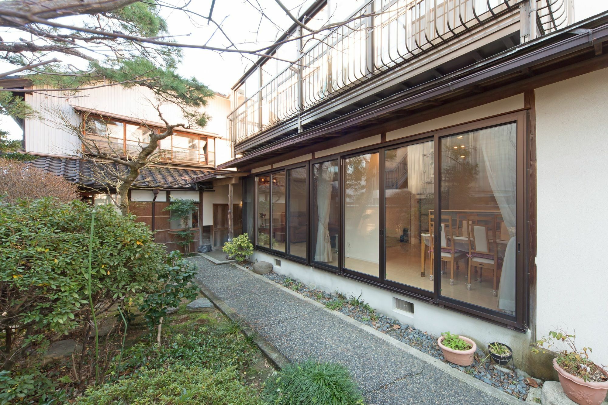 Kanazawa Seiren Le Lotus Bleu Exterior photo